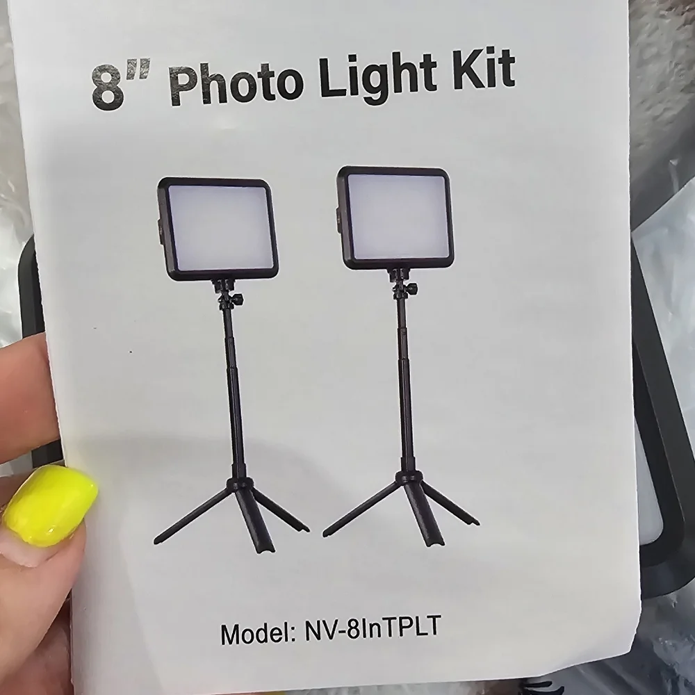 2 light set with tripode